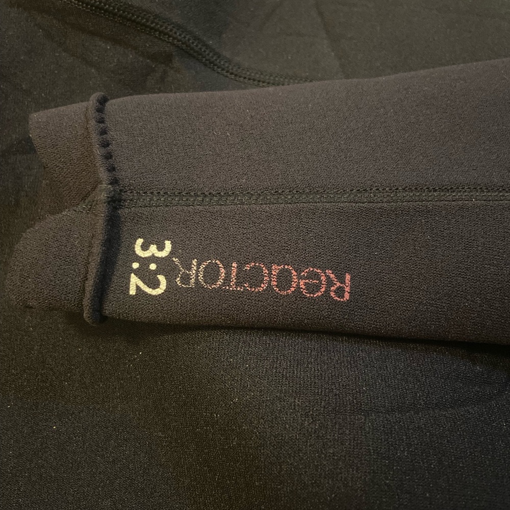 Wetsuit - Picture 2 of 4